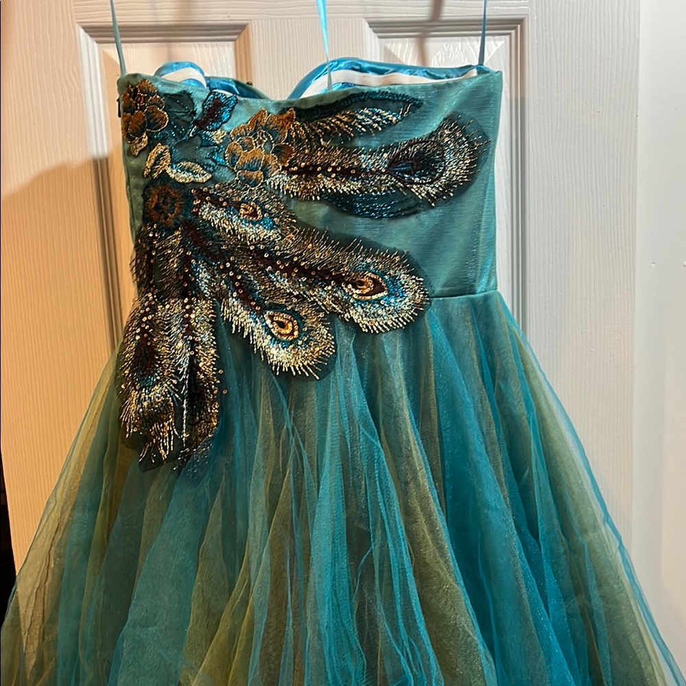 Nina Canacci Teal Blue Sweetheart Prom Gown - Picture 3 of 8